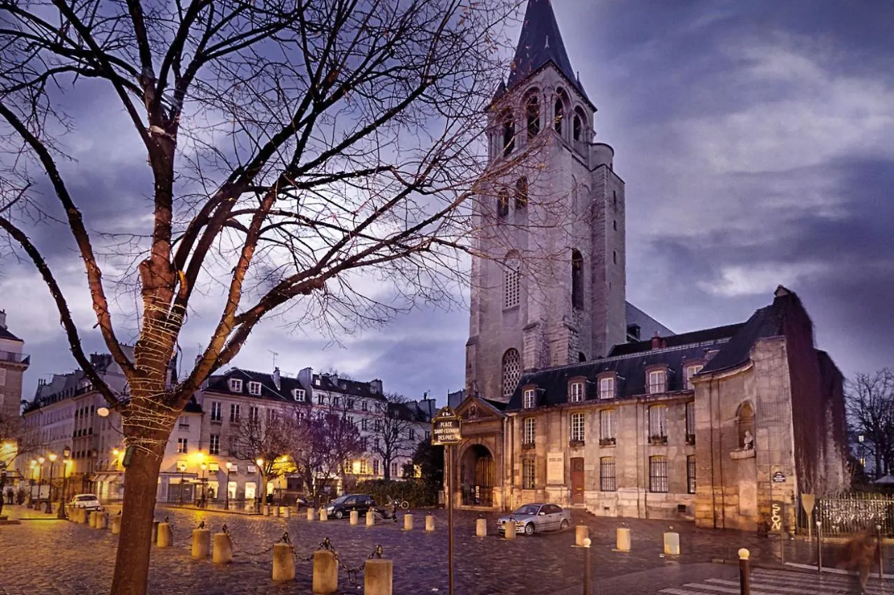 Апартаменты Appartement Saint Germain Des Pres Bail Mobilite Париж